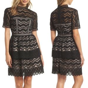 EVER NEW MELBOURNE TIERED LACE FIT & FLARE BLACK DRESS SIZE 2